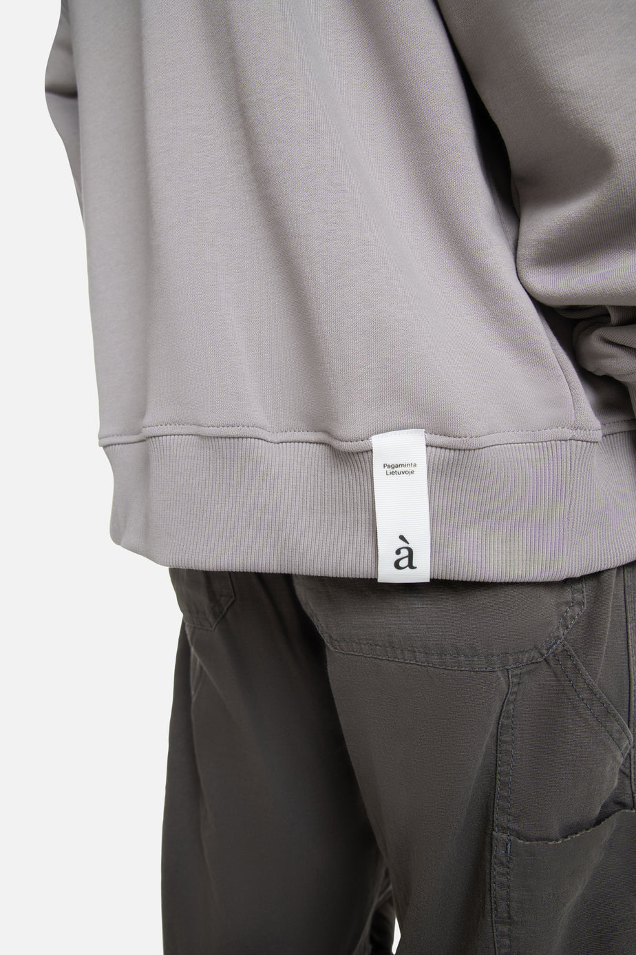 labàdienà Hoodie
