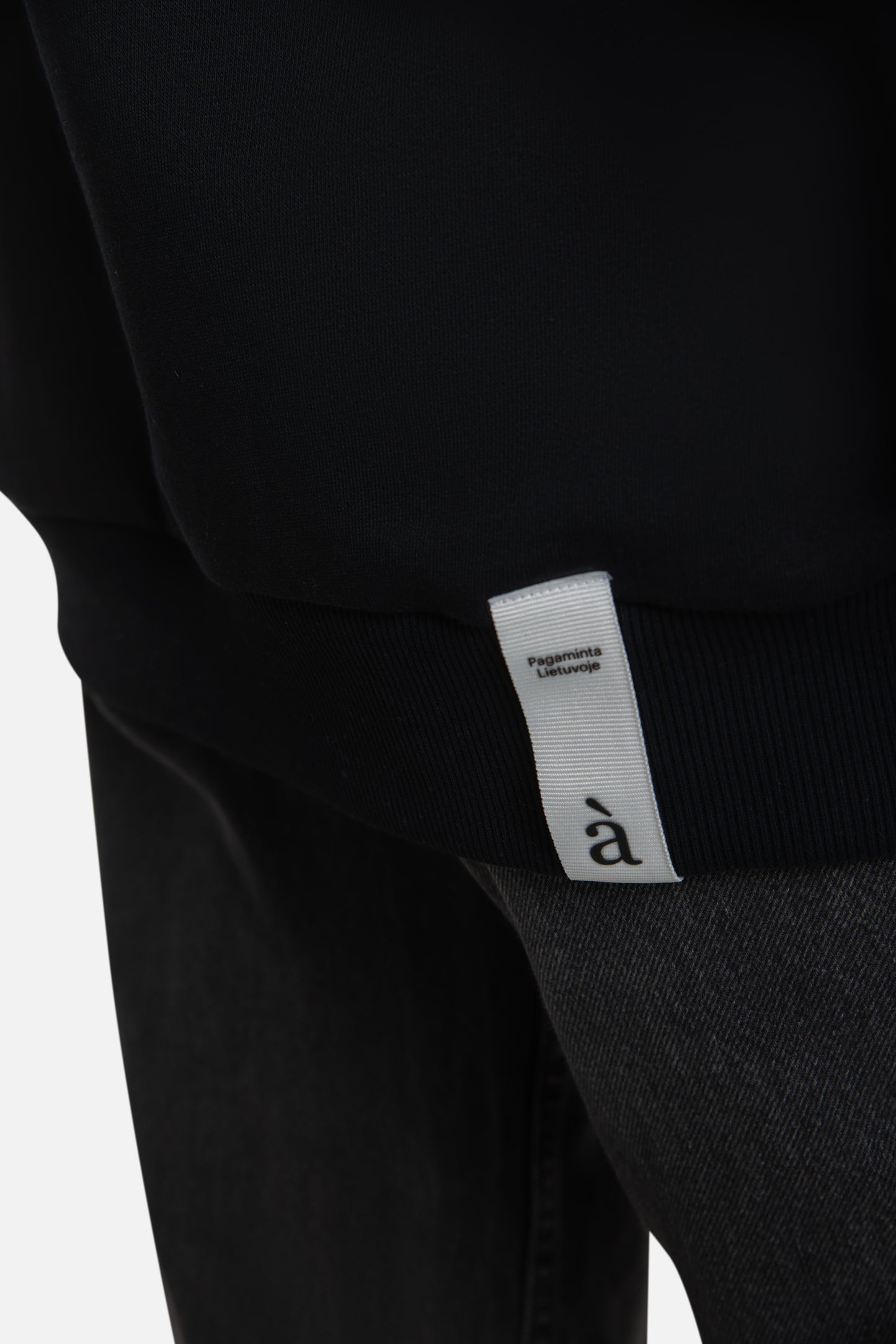 labàdienà Sweatshirt