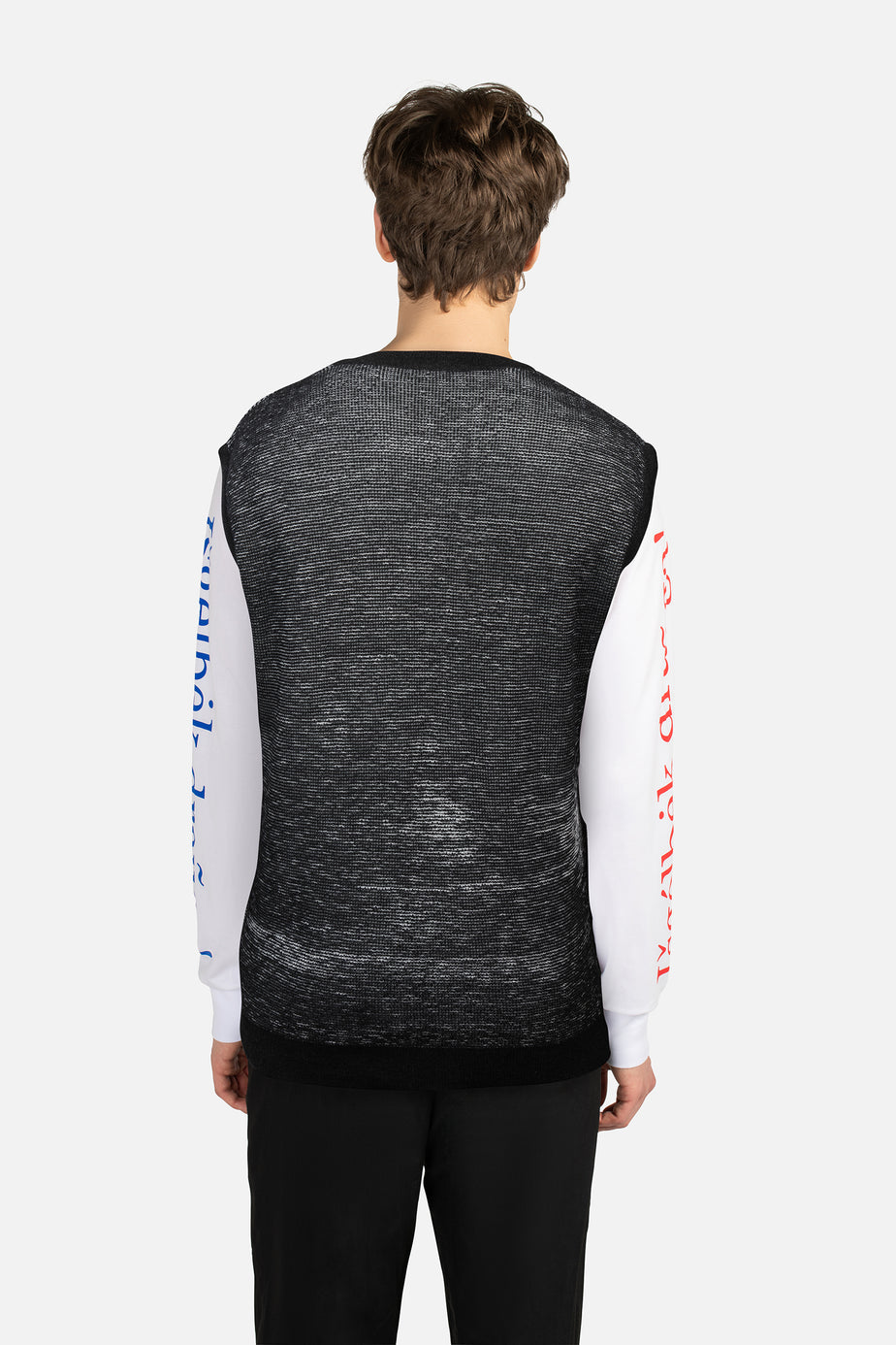 labàdienà X LRT Archyvai knitted vest
