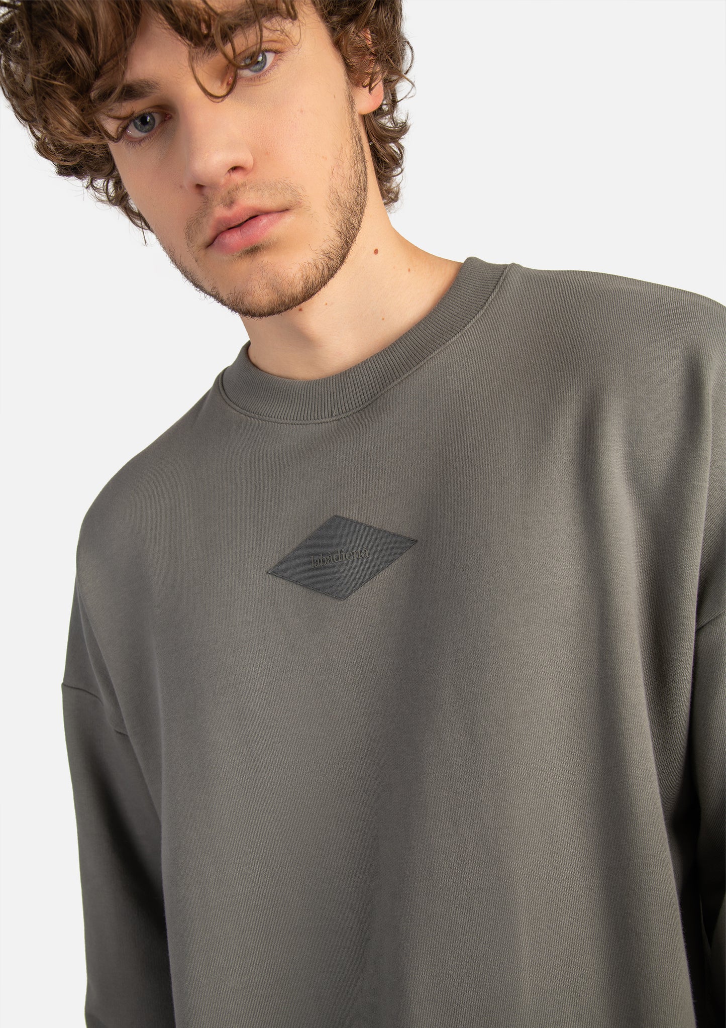 Minimal Sweatshirt